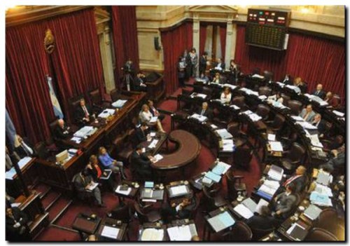SEGURIDAD: El massismo frustró el debate en el Senado bonaerense por la Policía Comunal y se postergó para el lunes