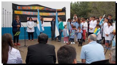 EDUCACIÓN: Inició el ciclo lectivo 2015 con el acto oficial en Ramón Santamarina