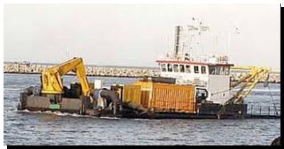 PUERTO QUEQUÉN: Esta noche arriba la draga DN 28