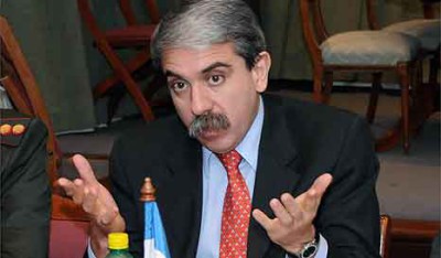 Aníbal Fernández oficializó su precandidatura