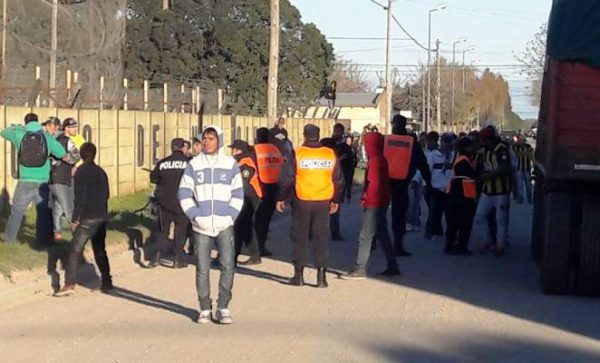 Repudio a represión policial en partido de fútbol en Lobería