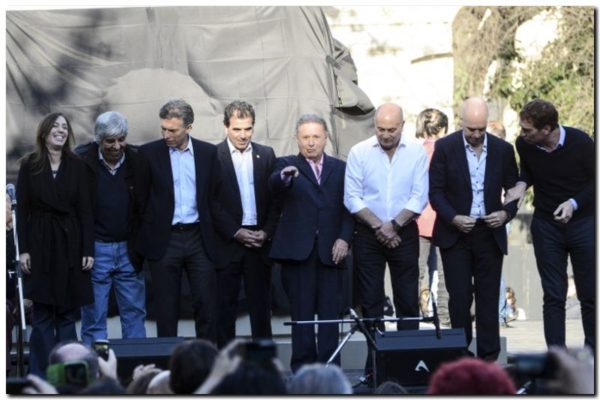 El “Momo” Venegas prepara un acto del peronismo macrista