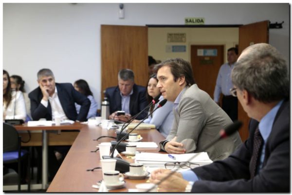 La oposición impidió avanzar en el tema Veladero  en el Congreso