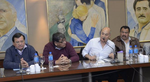 Venegas recupera el Renatre