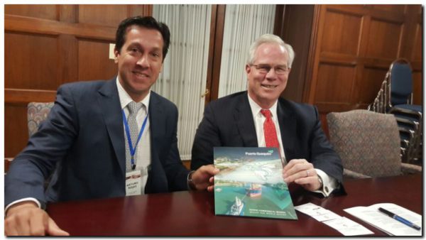 Rojas en el Departamento de Comercio de los Estados Unidos