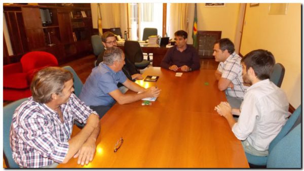 López encabezó reunión sobre la problemática de transporte de carga en Puerto Quequén