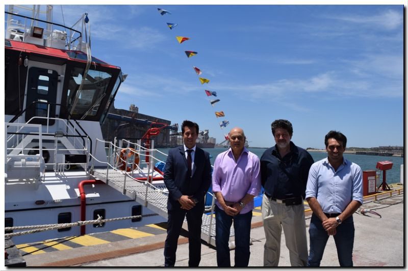 Se presentó el nuevo remolcador de Puerto Quequén “RUA Don José”.