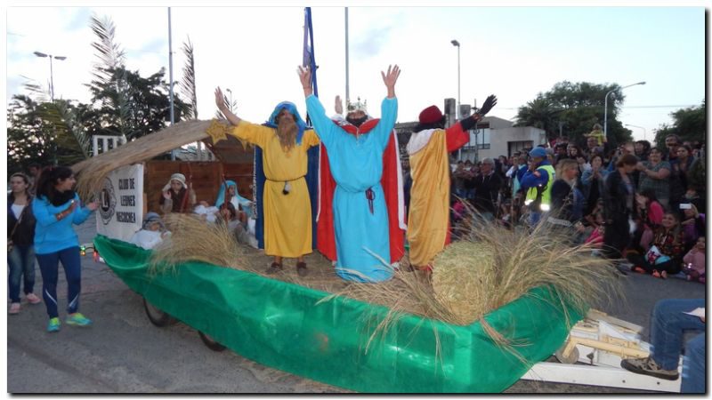 NECOCHEA: El Festival Infantil se largó con un colorido desfile