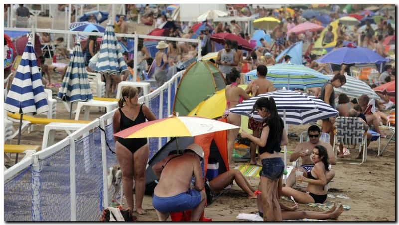 VERANO 2017: Se achicaron las playas públicas de Mar del Plata