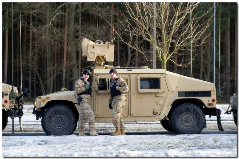 ACTUALIDAD: Los primeros soldados de EEUU llegan a Polonia