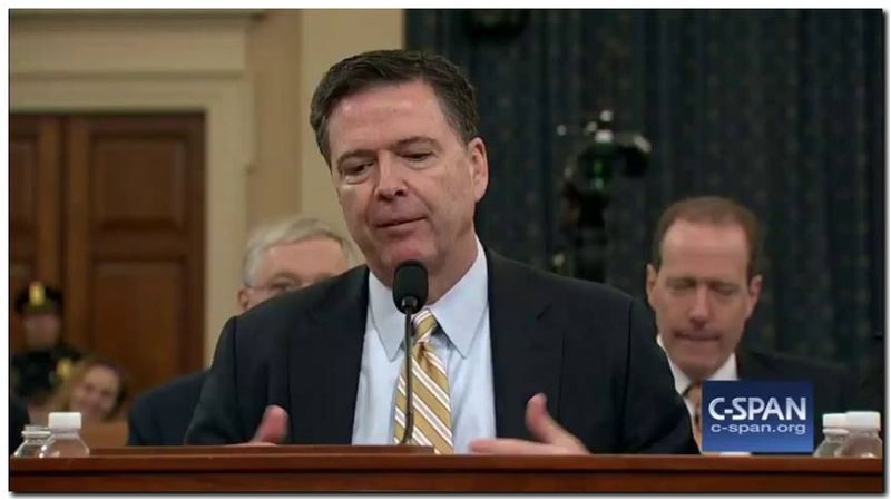EL MUNDO: El FBI confirma que investiga al equipo de Trump