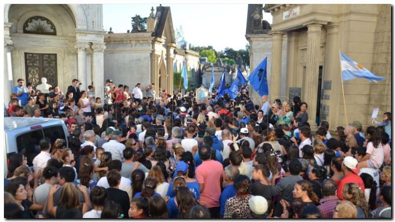 ENTRE RÍOS: Cientos de personas despidieron a Micaela