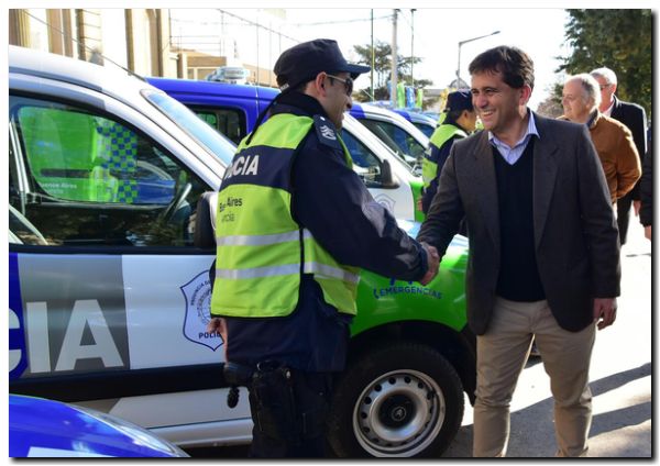 LOBERÍA: Móviles policiales