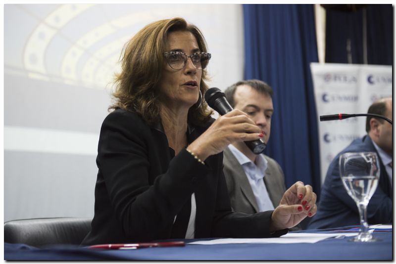 LEGISLATURA: Legisladores y especialistas iniciaron debate sobre la reforma política