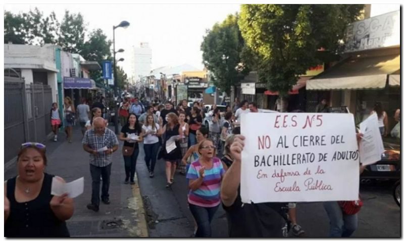 EDUCACIÓN: Cierran los Bachilleratos para Adultos en la Provincia de BA