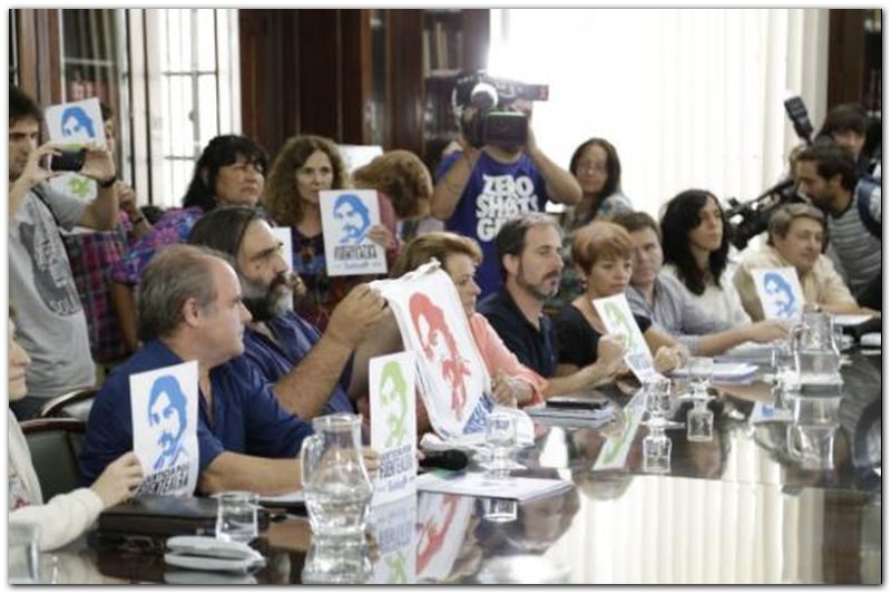 EDUCACIÓN: Paro y movilización de docentes