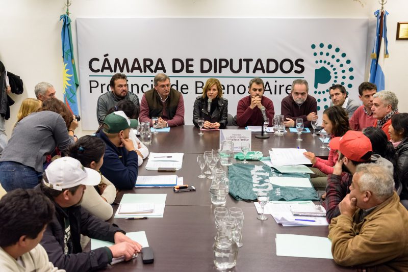 Encuentro por una agenda legislativa para la agricultura familiar en diputados de Buenos Aires