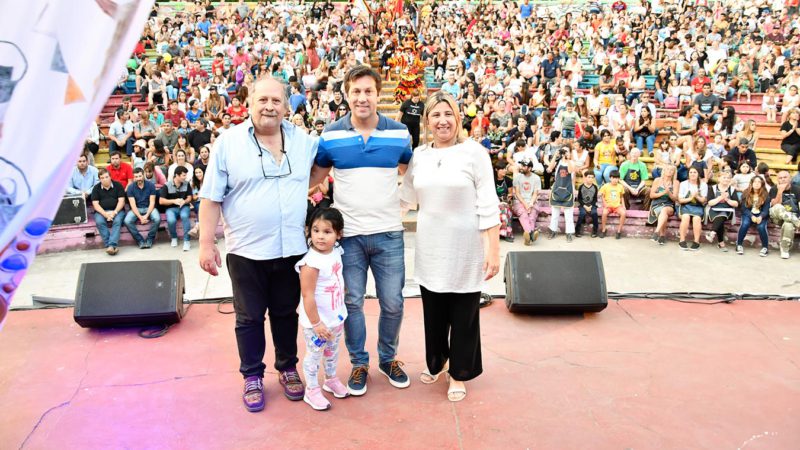Rojas cerró el Festival Infantil: “Este va a ser el último en que se le pida perdón”
