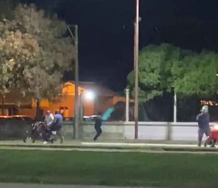 NECOCHEA: Apedrearon el predio de tránsito
