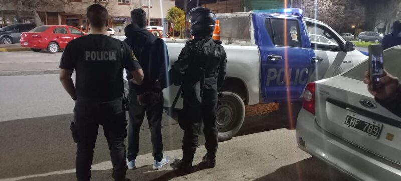 NECOCHEA: Aprehensión y secuestros
