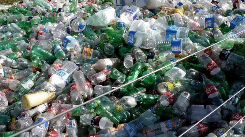 Coca-Cola auspicia la COP 27 y es la que más contamina