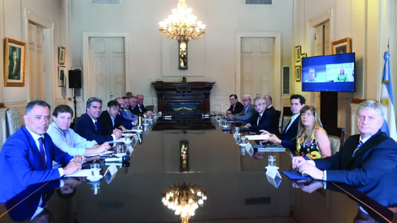 Fernández y gobernadores impulsan juicio político a la Corte