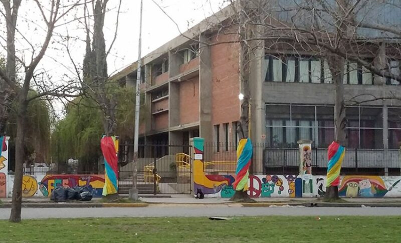 Desde este lunes la Secundaria N° 7 se llamará “Raúl Ricardo Alfonsín”