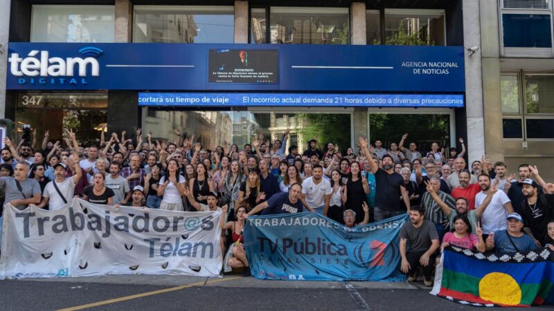 Masiva asamblea en defensa de «medios públicos»