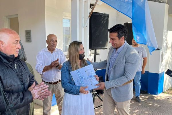 Se descubrió una placa en homenaje a la oficial Belén Corvalán