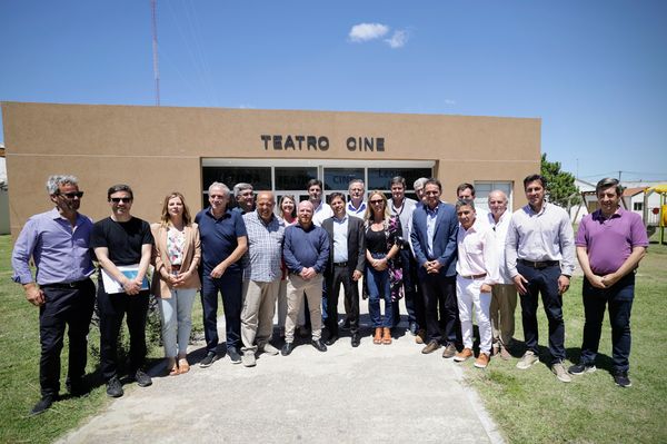 ELECCIONES 2025: Intendentes apoyan desdoblamiento