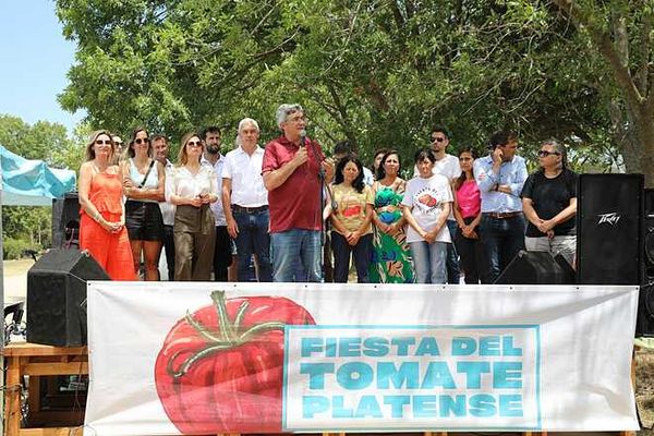 “La ley ómnibus pone en riesgo nuestra soberanía en materia de semillas”