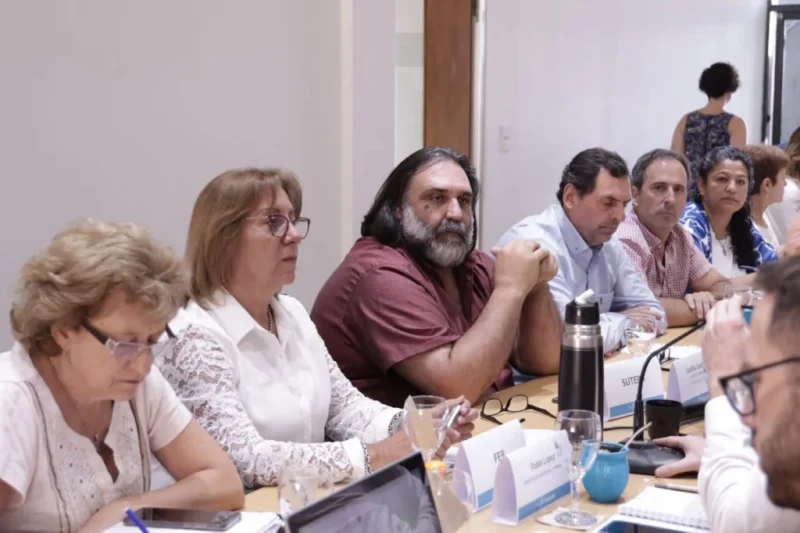 Los docentes bonaerenses aceptaron el 20 de aumento