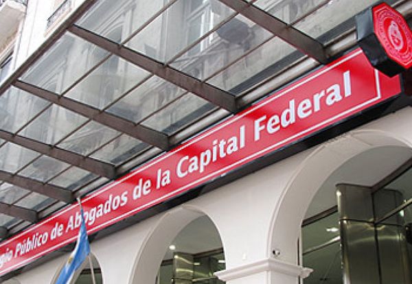 SUCESIONES: Abogados en guerra