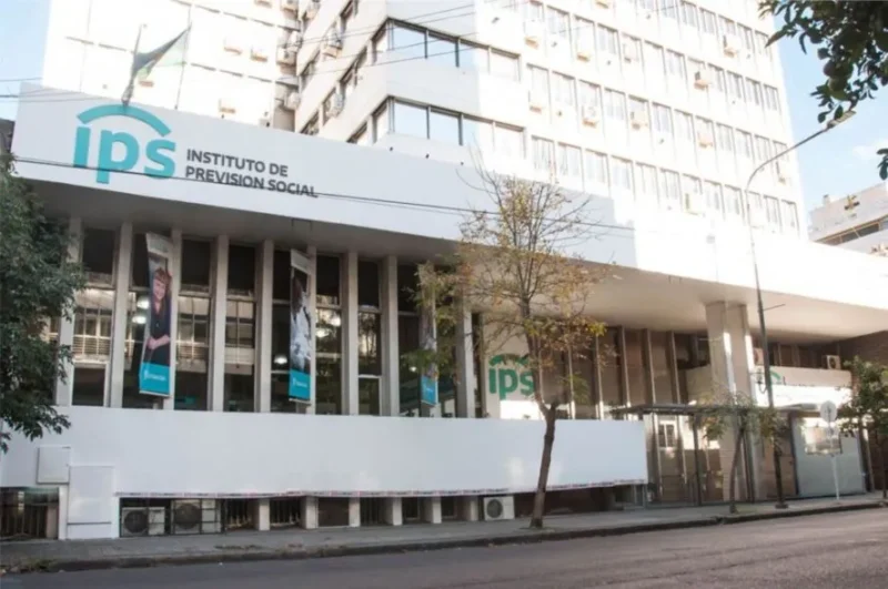 El IPS en llamas: Crece el conflicto con los abogados