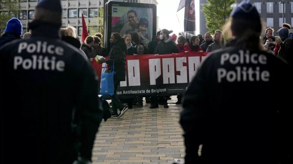 La ira antidemocrática se expande por Europa