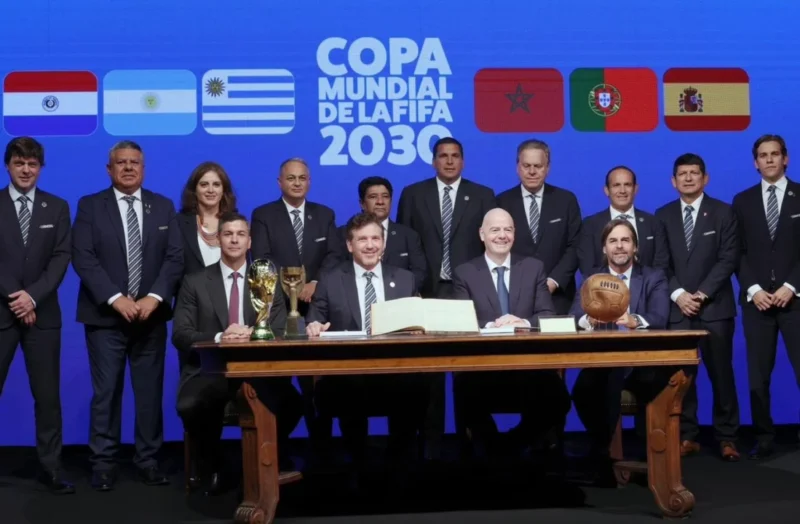 FIFA y Conmebol oficializaron el Mundial 2030 en Sudamérica