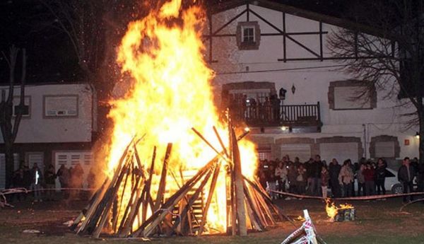 Este viernes los vascos celebran la hoguera de San Juan