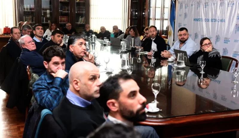 Docentes y estatales aceptaron la oferta de Provincia