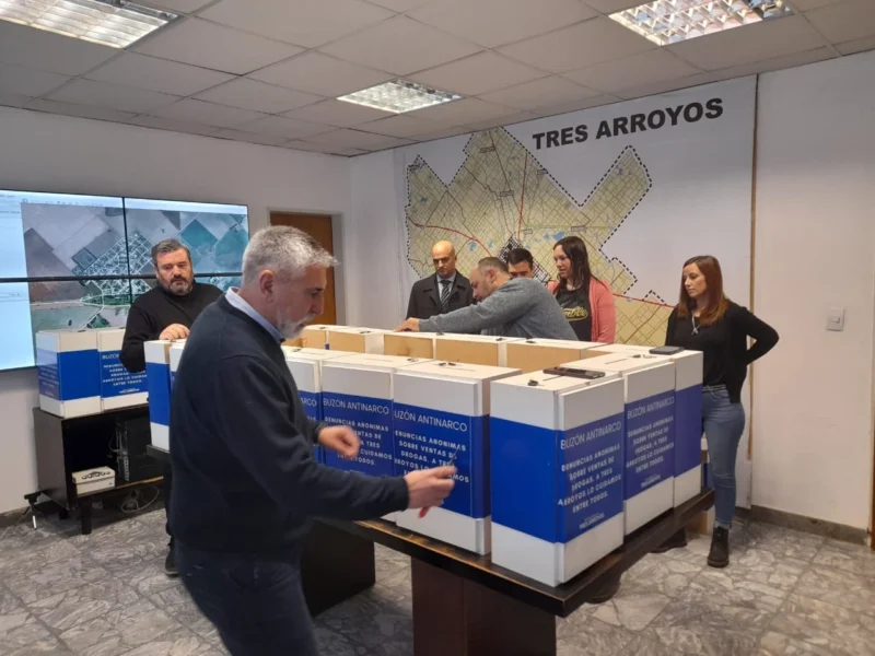 TRES ARROYOS: “Buzones Antinarco”