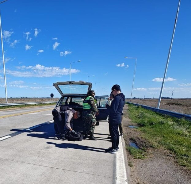 TRES ARROYOS: Encontraron droga en operativo rutinario