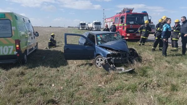 ACCIDENTE: Choque frontal en la Ruta 3, heridos y daños materiales