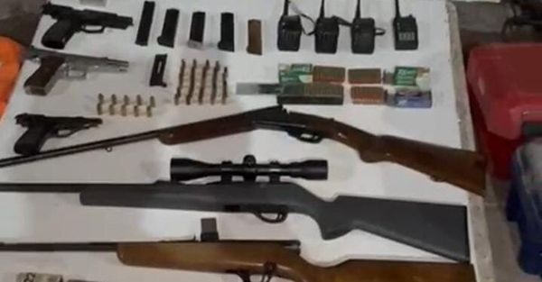 ALLANAMIENTO: Desmantelan banda roba ruedas
