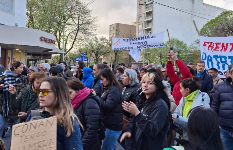 Amplio apoyo a la educación pública