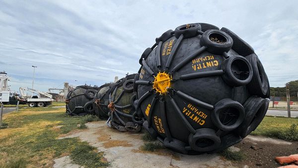 Tareas de mantenimiento en las defensas neumáticas