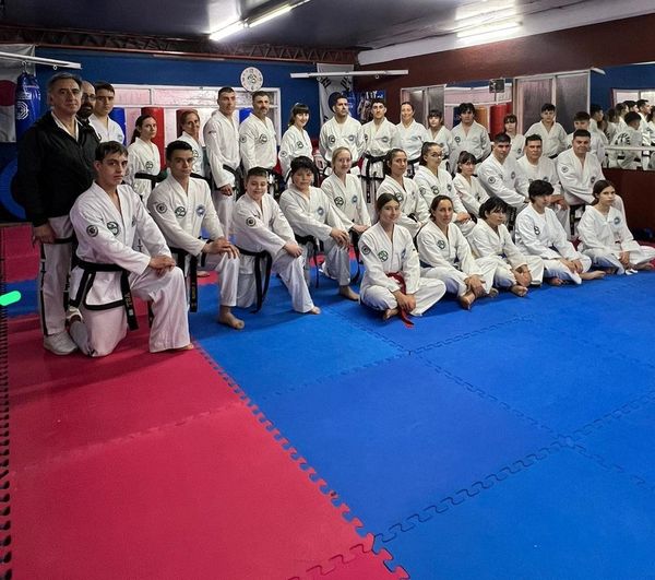 Necochenses en «Copa de la Costa» de Taekwondo