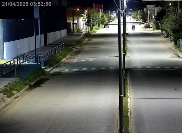 DETENCIÓN: De dos personas con colaboración del COM