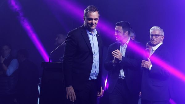 Crecen las presiones en el Gabinete nacional