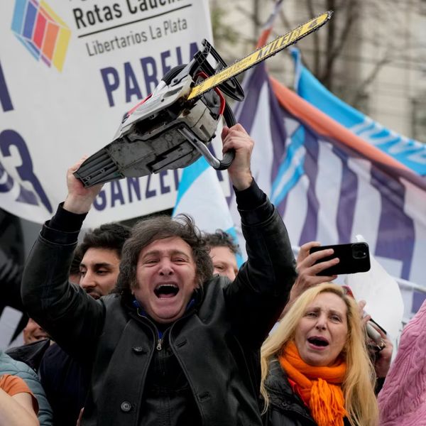 Cuando el Relato se Desvanece: La Realidad Golpea a La Libertad Avanza