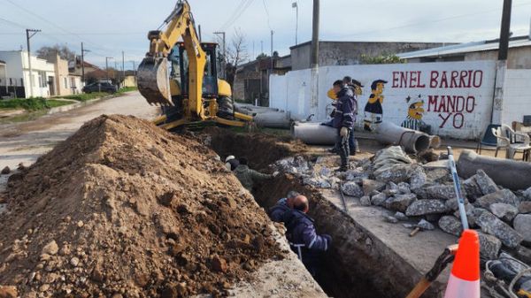 Necochea: Obras Sanitarias refuerza el servicio y responde a reclamos vecinales