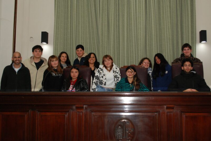 Chicos del programa ENVION visitaron el HCD